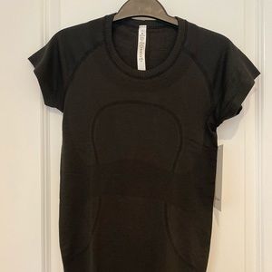 Lululemon Swiftly Tech SS Crew black